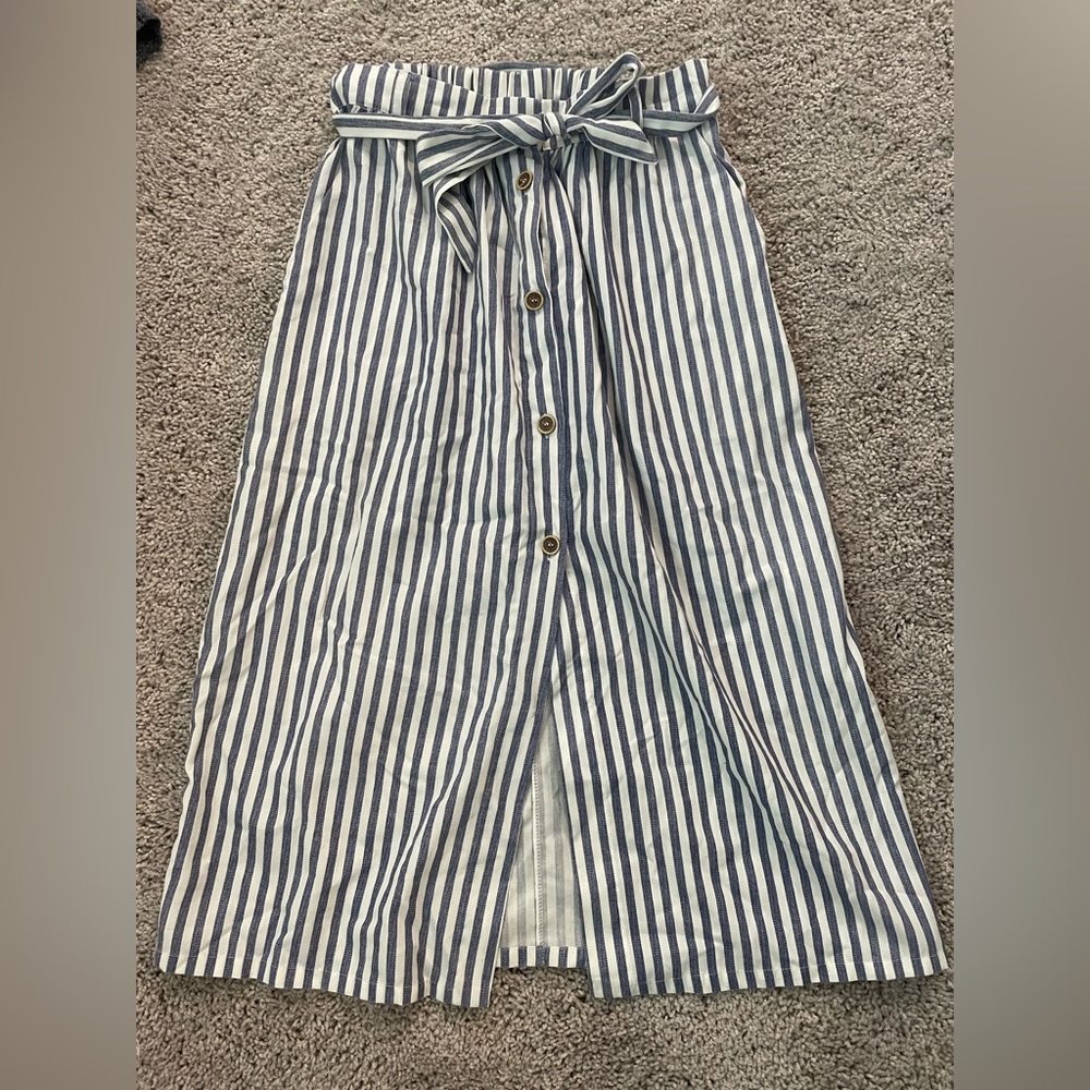 Pull & Bear Knee Length Skirt